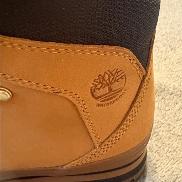 NWOT Timberland Women's Euro Hiker Waterproof Brown Boots Sz 9 - Picture 4 of 7